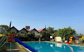 7 Heaven Villas & Resorts